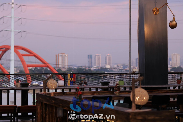 Top 5 Quán Cafe Rooftop ở Bình Thạnh view cực chill